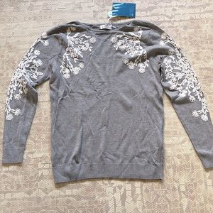 Woman’s Market & Spruce Sweater